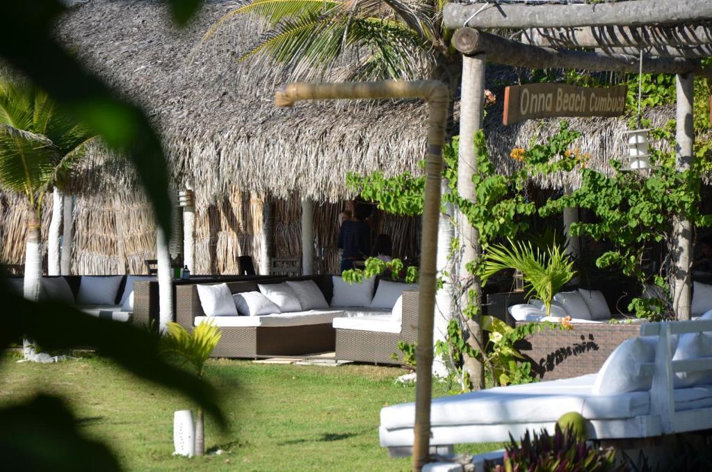 Hotel Pousada Onna Beach กุมบูกุ ภายนอก รูปภาพ