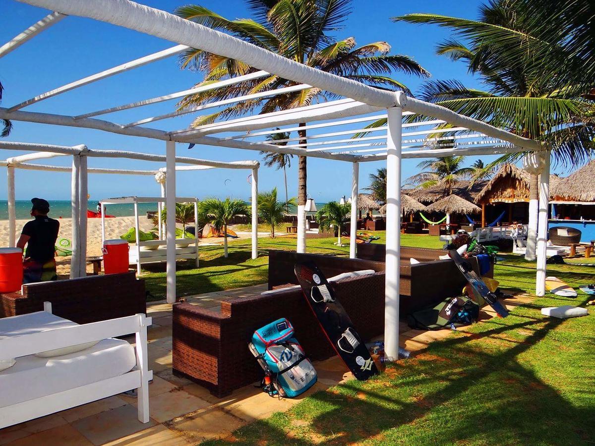 Hotel Pousada Onna Beach กุมบูกุ ภายนอก รูปภาพ